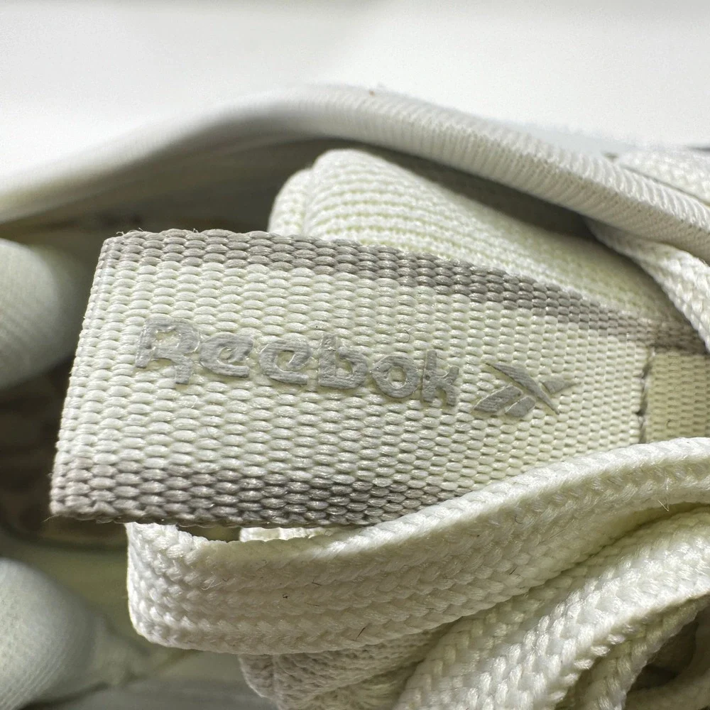 Reebok Zig Dynamica 4 Sneakers Womens Size 7 White Gum Zigzag Sole Running Shoes